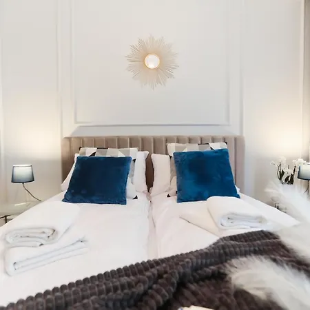 M&k Amber Delux, - Wyspa Sobieszewska * Danzica